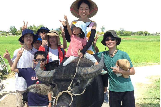 5-Hour Discovery Countryside by Cycling, Buffalo and Basket Boat - Cycling the narrow roads toward Cam Thanh