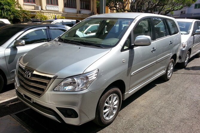 Airport Transfer (From Hotel in Hoi An to Da Nang Airport) 7 Seat Car - Timing your airport departure