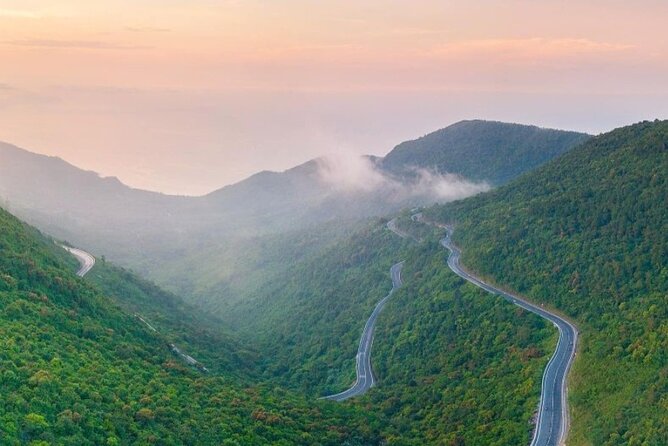 BaNa Hills with Golden Bridge 1 Day Tour from Hoi An/Da Nang - Walking across the Golden Bridge