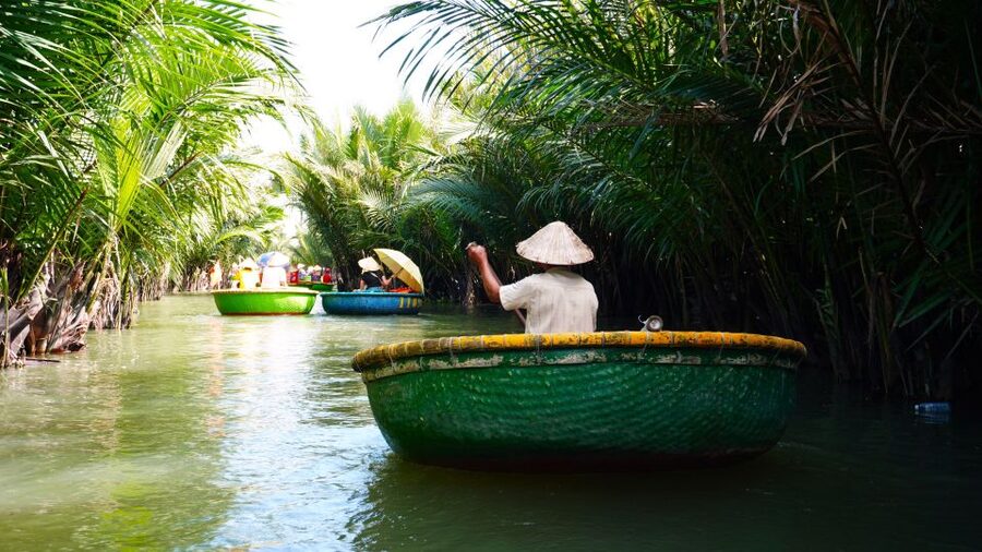 Basket Boat at Coconut Village, Kitchen Show and Big Lunch - Timing, weather, and what to ask for