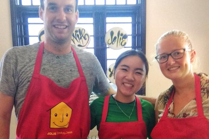 Best cooking class in Hoi An with Jolie (JHA3) - The pancake-flipping lesson