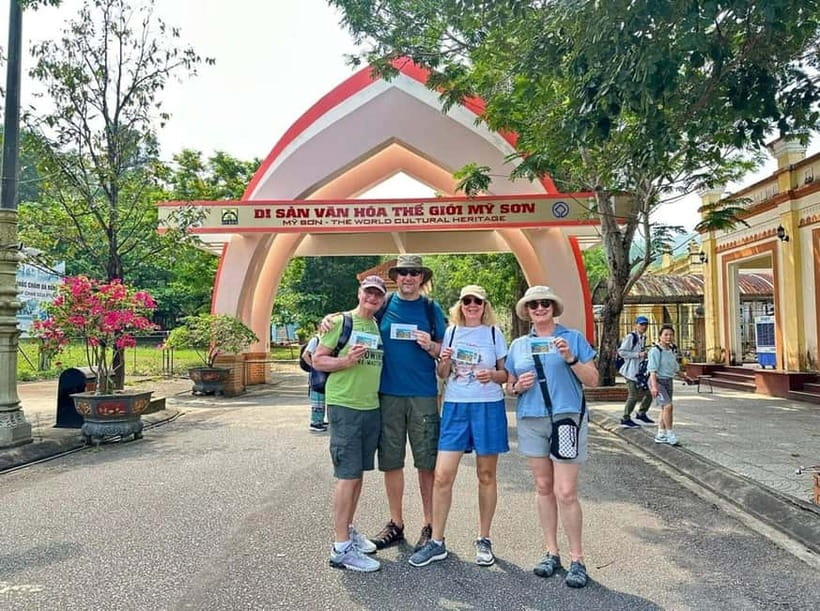 CAM THANH ECOTOUR - LANTERN - MY SON HOLYLAND FULL DAY TOUR - A cooler finish on the Thu Bon River