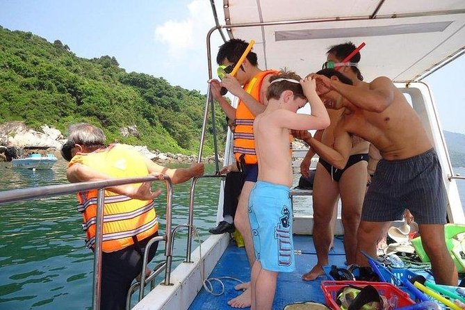 Cham Island Snorkeling Tour - Bai Ong Beach, lunch, and free time