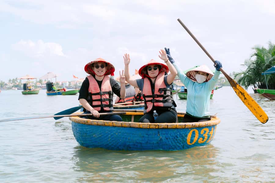 COOKING CLASS & BASKET BOAT - How the pace and organization may feel