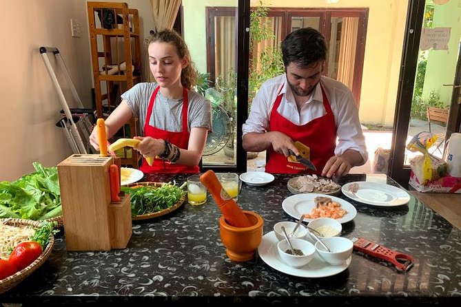 Cooking with Jolie in Hoi An and Lantern making class (JHA4) - Shopping at a Hoi An market