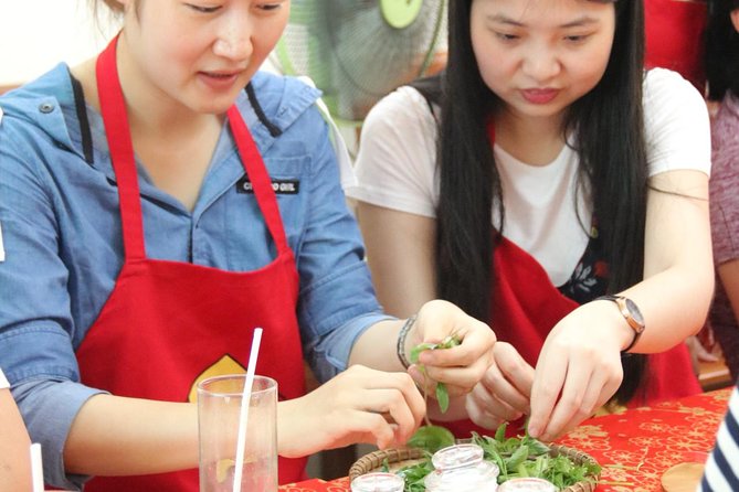 Cooking with Jolie in Hoi An and Lantern making class (JHA4) - Lunch at 12:30, with drinks included