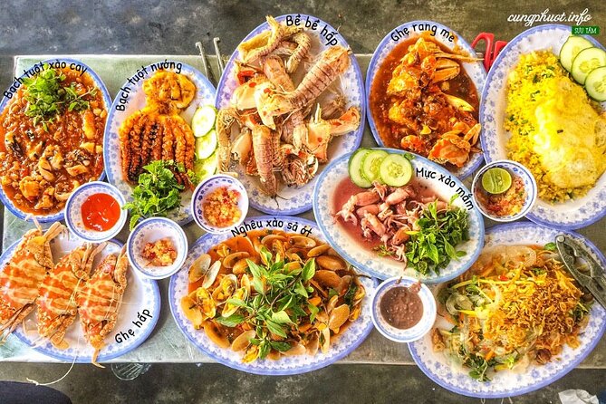 Da Nang by Night from Hoi An: Seafood dinner, night market and cruise trip - How the guides shape the night