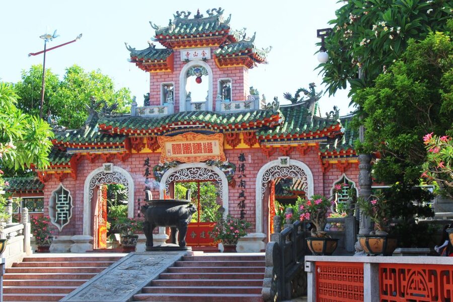 Da Nang: Half-day Hoi An Heritage Walk - Japanese Covered Bridge: the essential photograph