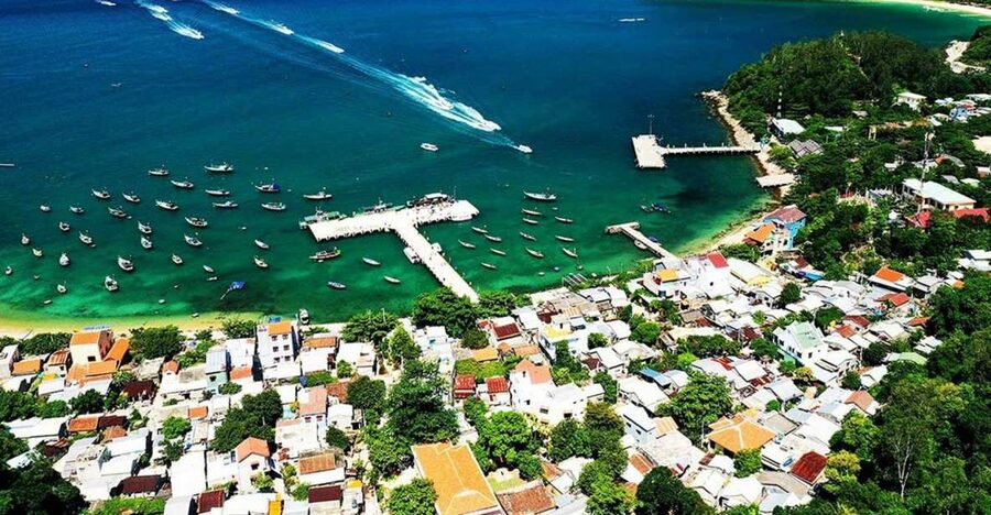 Da Nang/Hoi An: Cham Island Speedboat Tour with Snorkeling - Two hours to choose your own pace