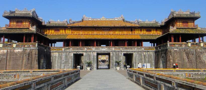 Da Nang/Hoi An: Hue City Full Day tour - Hue Citadel explains the Nguyen royal center