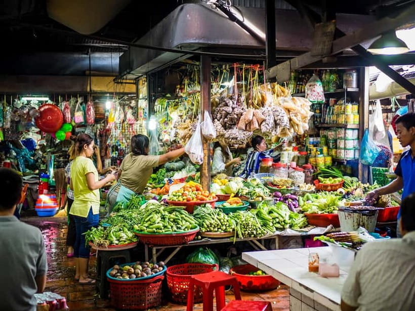 Da Nang/Hoi An: Market Tour, Basket Boat Ride, Cooking Class - A hands-on class with a local cooking teacher