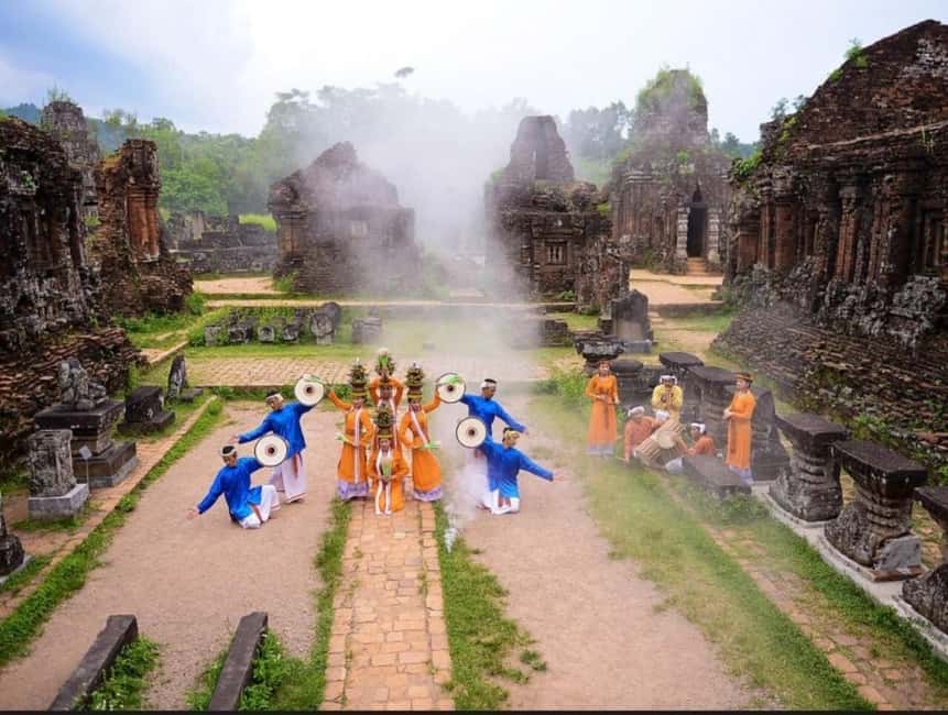 Da Nang/ Hoi An: My Son Holyland & Rice Paper Making Tour - The Champa towers and the Apsara dance
