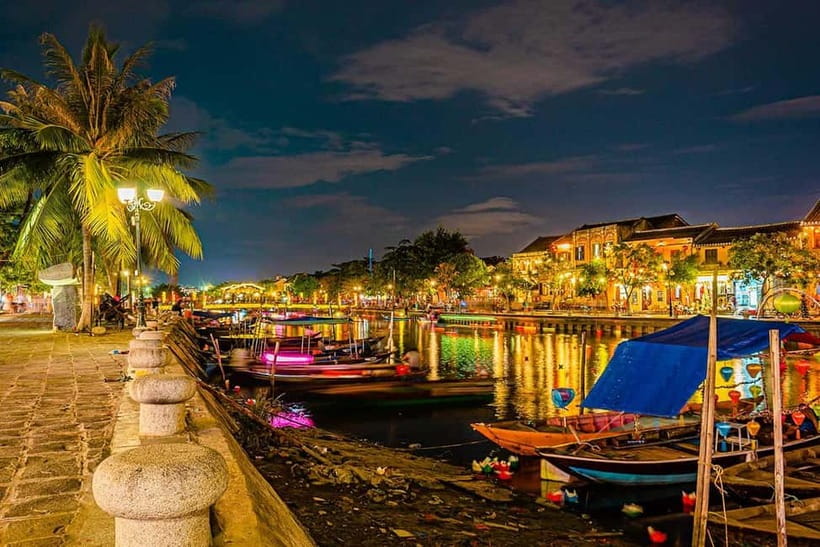 Da Nang/Hoian: Marble Mountain, Am Phu Cave, Monkey Mountain - Huyen Khong Cave and the mountain shrines