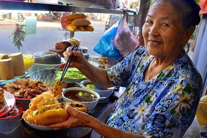 DA NANG to Hoi An Rural Villages and River Islands PRIVATE TOUR - Cam Thanh Coconut Forest by basket boat