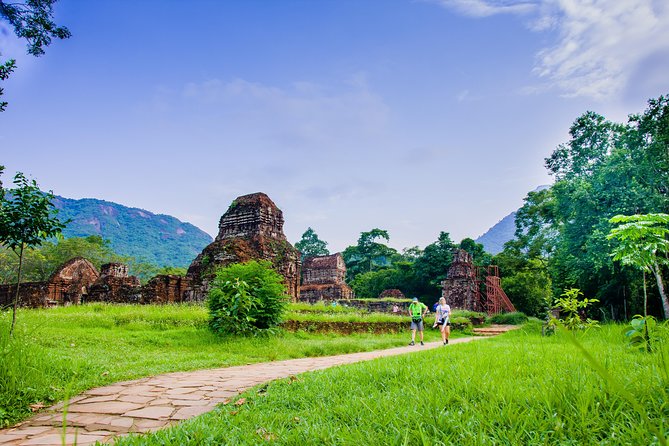 Early Morning My Son Sanctuary Trip w. Champa Food & Coffee - The buggy ride and walking conditions