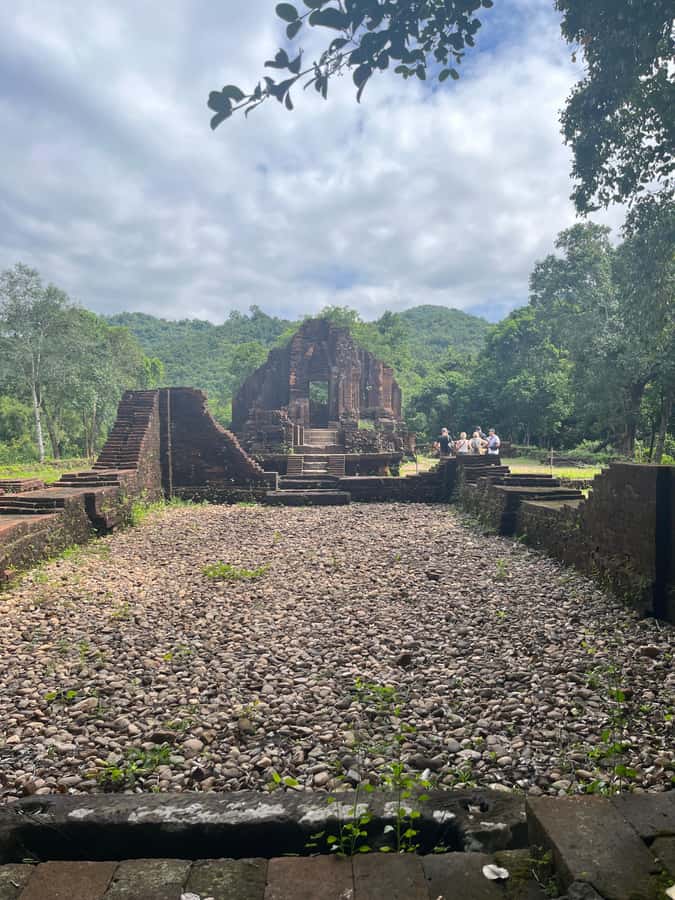Early My Son tour/transfer to avoid crowd and the heat - Who should book this My Son tour