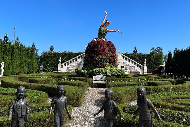 Early tour/ transfer from Hoi An/Da Nang to Golden bridge - Flower gardens, French-style buildings, and the 27-meter Buddha