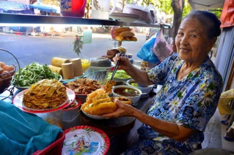 Eat Like a Local – Hoi An Evening Food Tour - Cao lau, Hoi An’s signature noodle dish