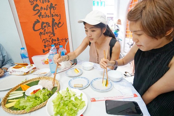 Evening Walking Food Tour, folk game and lantern boat - Why an evening food walk works so well in Hoi An