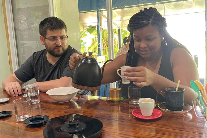 Experience Making Coffee with Tri Long in Hoi An old Town - Making the drink yourself