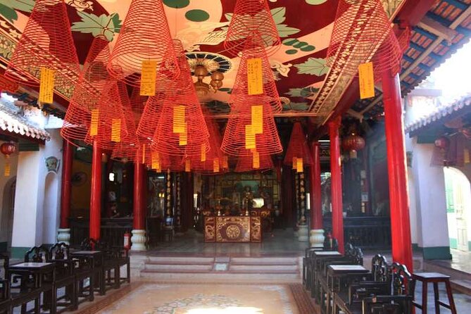 Experience Making Pottery with Craftsmen in Thanh Ha - Timing, reservations, and group size