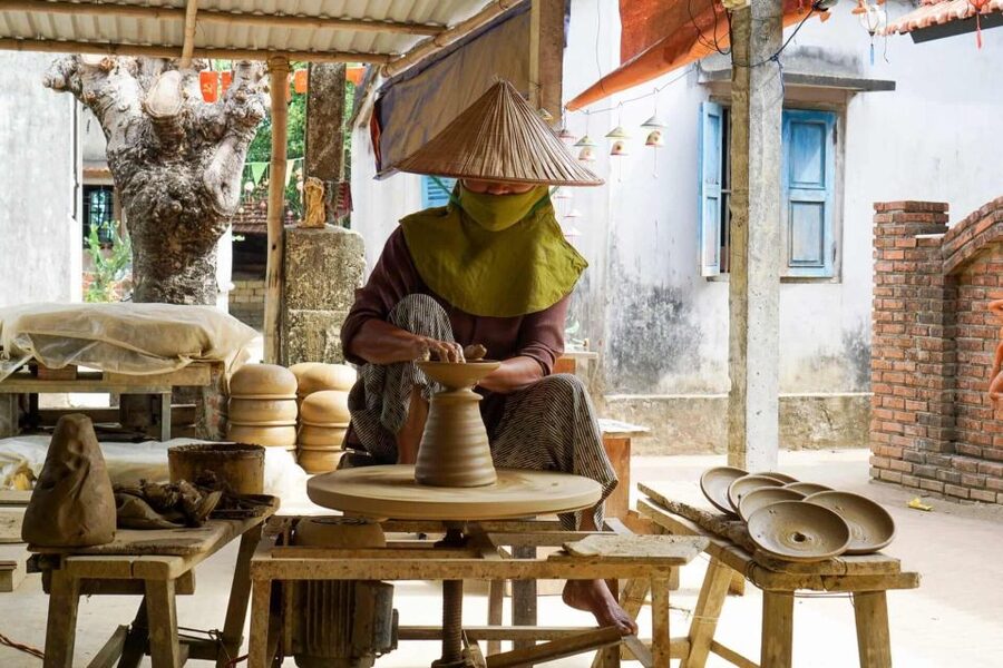 Experience Making Pottery with Local Craftsman in local home - Should You Book This Thanh Ha Pottery Class?