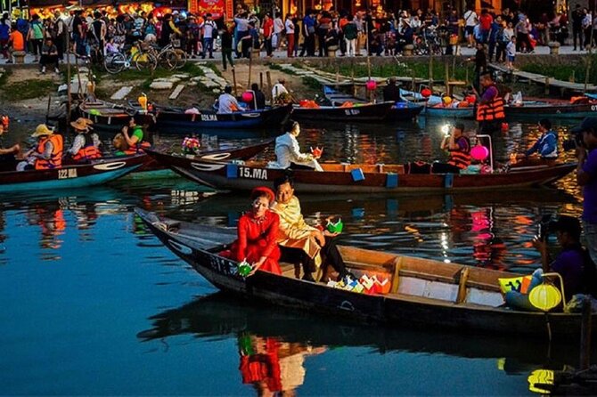 Experience Night Boat Trip and Floating Lantern on Hoai River - What Happens at the Dock