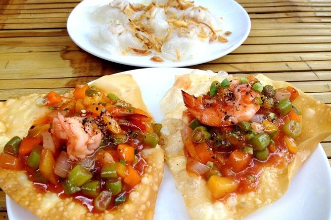 Experience Street Local Food Tour Hoi An - Coffee, sugar cane juice, and the sweeter side