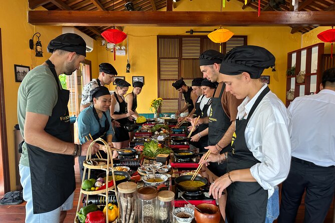 Express Cooking Class at Faifoo Central Restaurant - Four dishes, one working kitchen