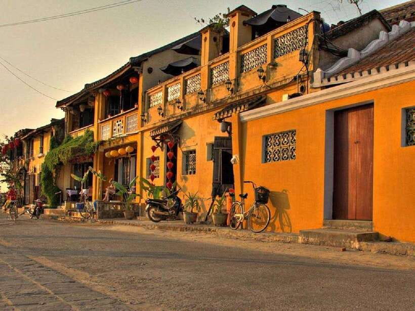 From Da Nang: Hoi An City Tour W Boat Ride - Lantern Release - A traditional show and a simple local dinner