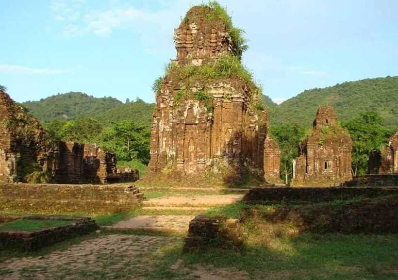 From Danang: Shuttle bus Danang- My Son - Hoi An - Danang - Who should book this shuttle