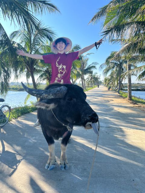 Funny day cycling, Buffalo riding and Basket boat - Seeing Tra Que Vegetable Village up close