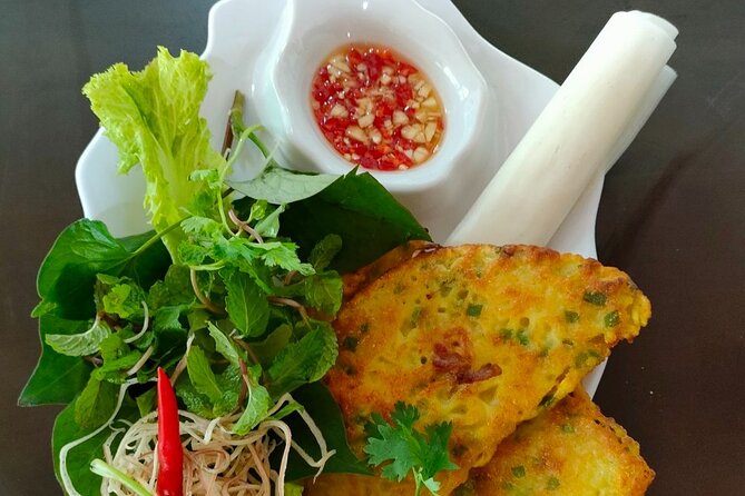Green Coconut Village Cooking Tour (Local Market,Basket Boat and Cooking) - Cooking with the English-speaking chef
