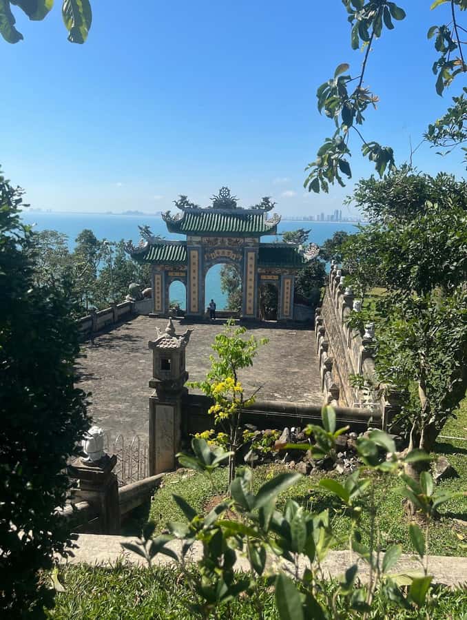 Hai Van Pass, Marble Mountain, Lady Buddha from Hoi An - Marble Mountain’s caves and pagodas