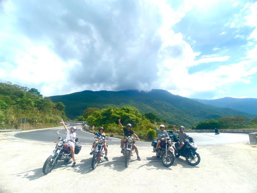 Hai Van Pass Motorbike Tour from Hoi An or Da Nang - A Cold Waterfall Finish