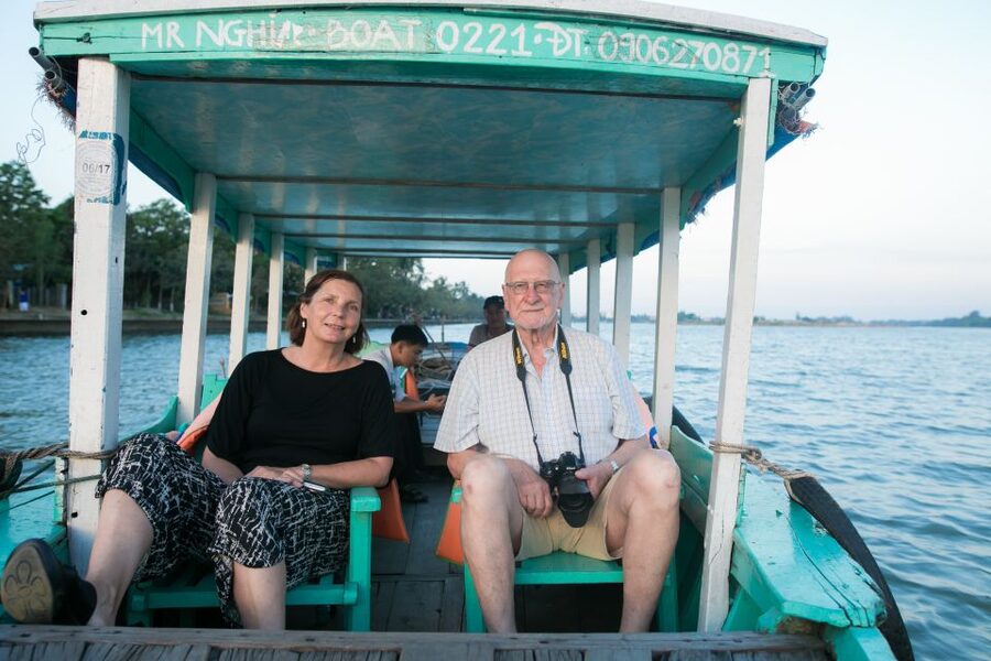 Half-day Hoi An Sunrise Or Sunset Photo Tour - Riverside coffee and a boat into the Thu Bon River