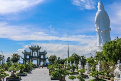Half day Marble Mountain and Linh Ung Pagoda Tour