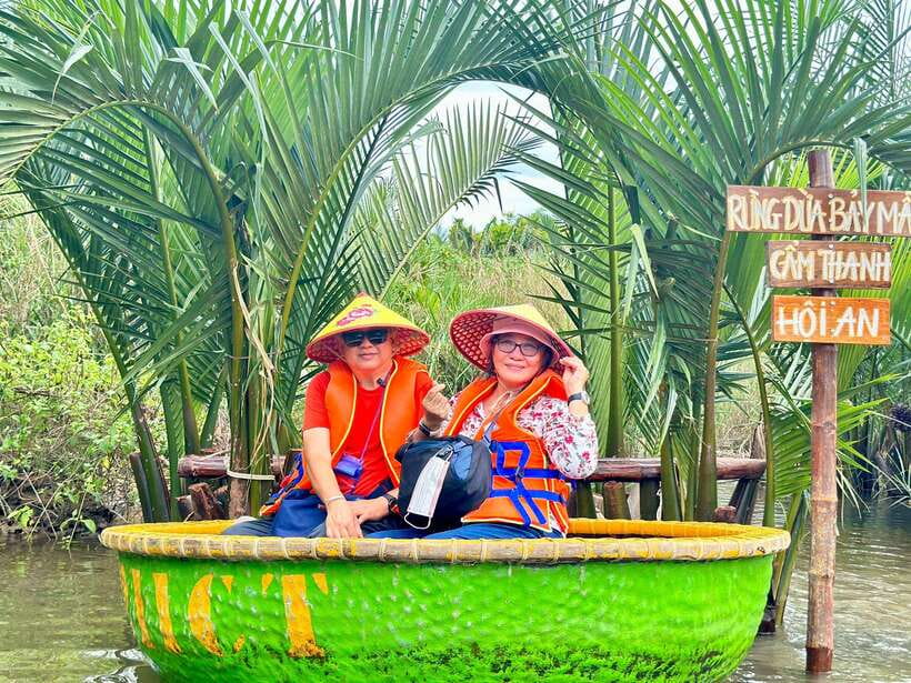 Hoi An Ancient Town & Coconut Village Basket Boat Tour - Lanterns on the Hoai River at 6:30 PM