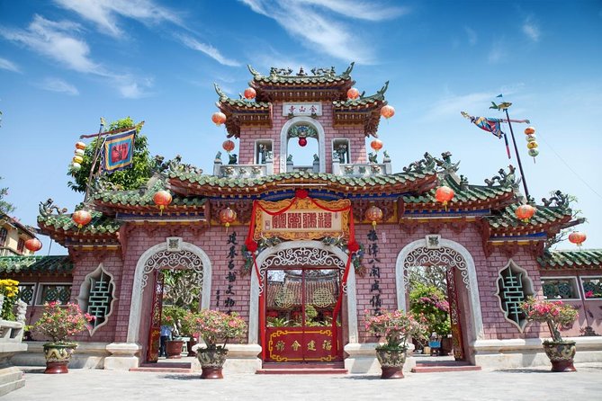 Hoi An Ancient Town Walking Tour with a Local - The Japanese Covered Bridge and its short visit