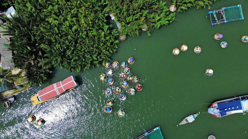 Hoi An: Basket Boat Ride by The Basket Boat Café - Finding The Basket Boat Cafe at the end of the lane