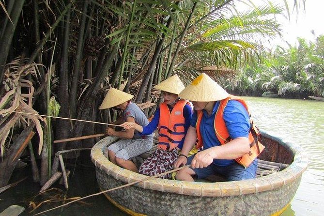 Hoi An Basket Boat Tour ( basket boat, visit water coconut forest, fishing crab) - Music, boat tricks, and the lively side of Cam Thanh