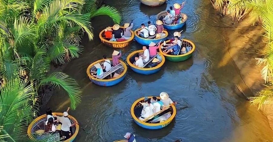 Hoi An: Basket Boat Tour by River Boat and Lantern Release - Timing, comfort, and practical planning