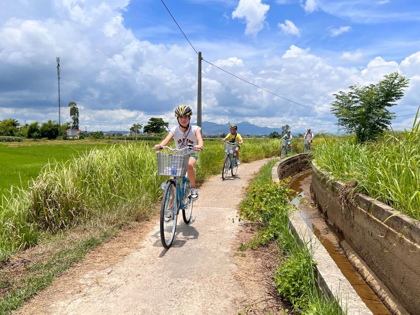 HOI AN Biking River Islands, Village Crafts PRIVATE TOUR - Rice paddies, prawn farms, and village lanes