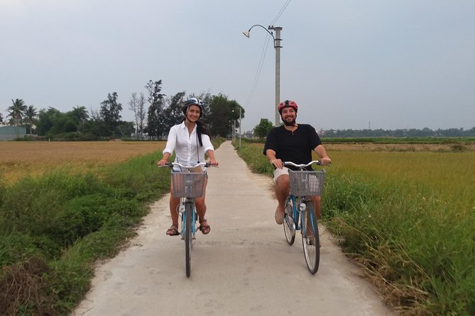 HOI AN Biking River Islands, Villages, Local Crafts PRIVATE TOUR - Starting in Hoi An with the right bike and pace