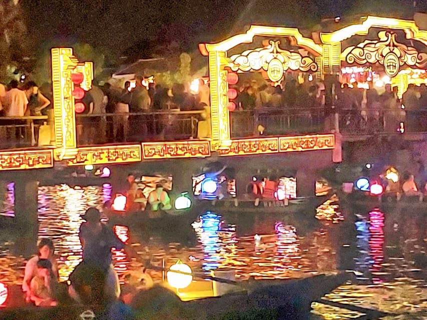 Hoi An Boat Lantern With Release Flower Hoai River At Night - Who will enjoy this most
