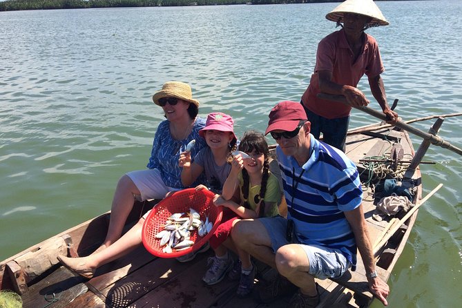 Hoi An Buffalo Riding & Basket Boat Tour with local home cooking - Fishing methods you get to try yourself