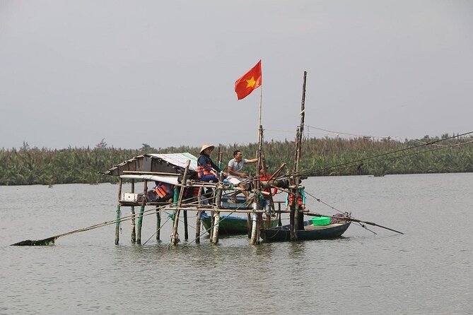 Hoi An Ceramic/Pottery/Lantern Making Class Cafe & Basket Boat - Bay Mau Coconut Forest by round bamboo boat