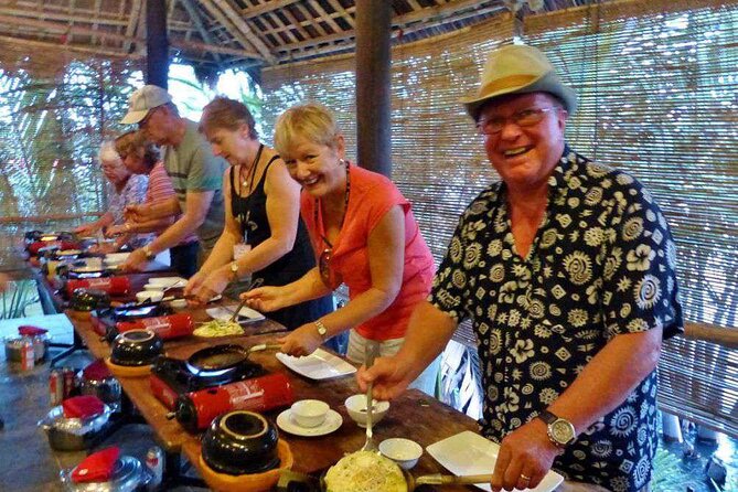 Hoi An Charming: Bamboo Basket, Local Viallage & Cooking Class - Learning to handle a Vietnamese basket boat