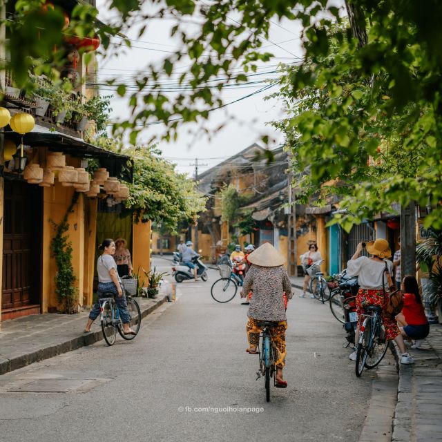 Hoi An: City Tour, Banh my and Coffee - Reading Hoi An through Chinese Assembly Halls