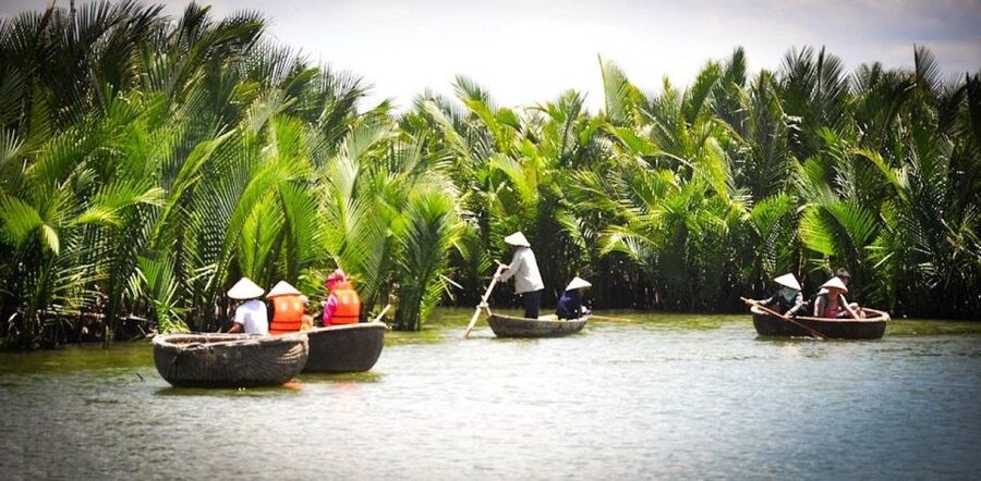 Hoi An Coconut Basket Boat Riding With Two-Way Transfers - What the Busy Waterway Means for Your Morning